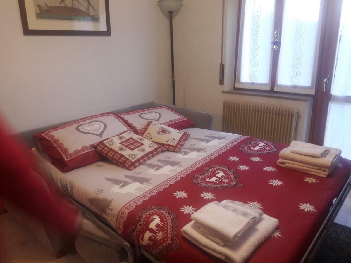 Ferienwohnung Residenza Letizia Nemeggio Exterior foto